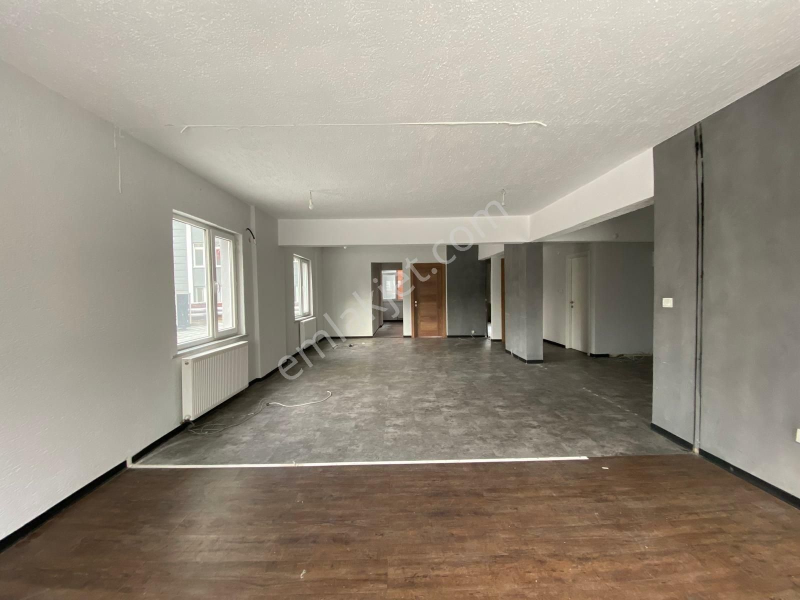 Beylikdüzü Merkezde 100 M2 Büro&ofis - Görsel 13