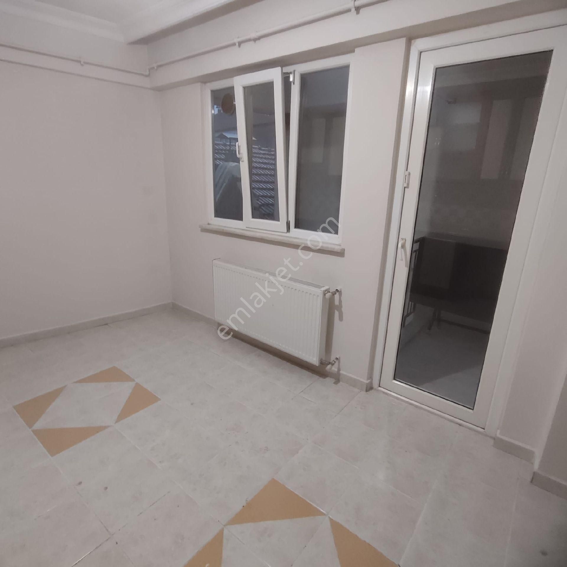 Feslikan Mahallesi'nde 130m2 2+1 Arakat Kiralık Daire - Görsel 18