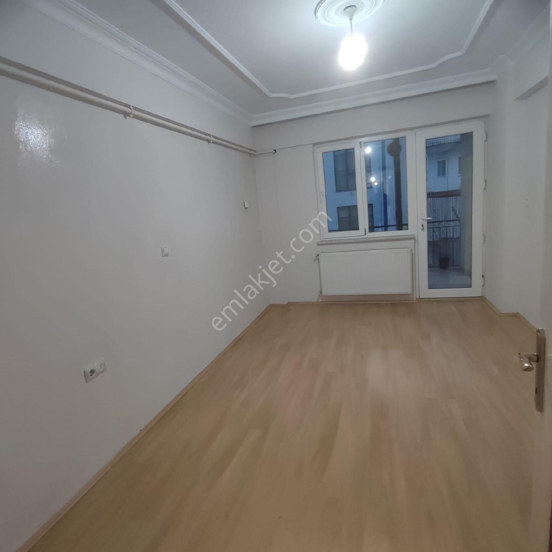 Feslikan Mahallesi'nde 130m2 2+1 Arakat Kiralık Daire - Görsel 13