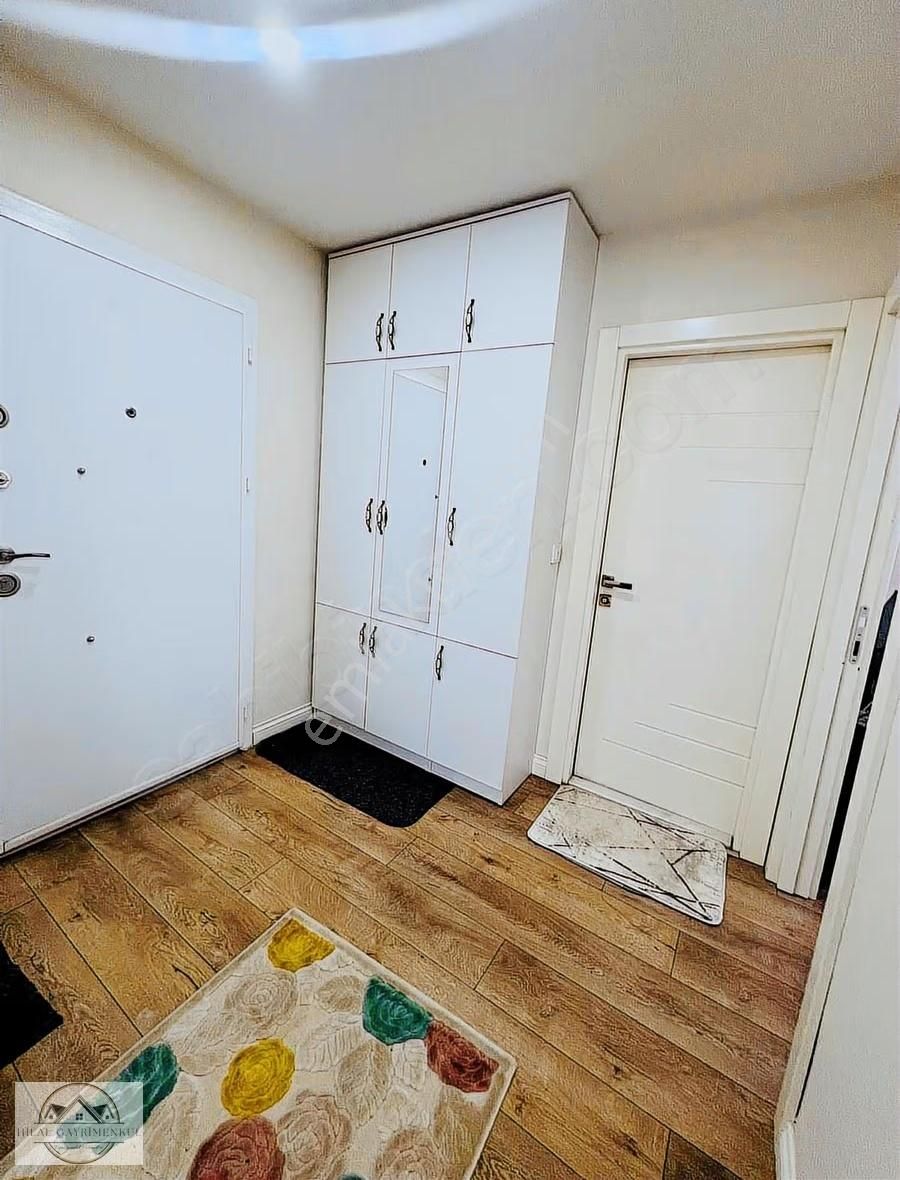 Hilal Gayrimenkulden Çiçek Gibi Eşyalı Kombili Ebeveyn Banyolu - Görsel 14