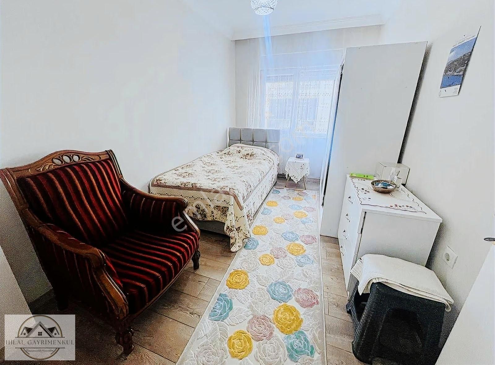 Hilal Gayrimenkulden Çiçek Gibi Eşyalı Kombili Ebeveyn Banyolu - Görsel 12