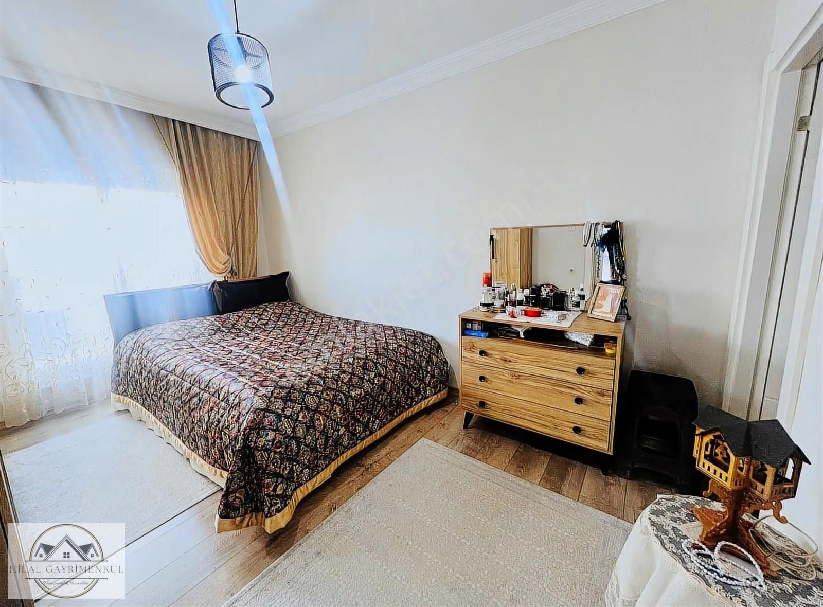 Hilal Gayrimenkulden Çiçek Gibi Eşyalı Kombili Ebeveyn Banyolu - Görsel 3