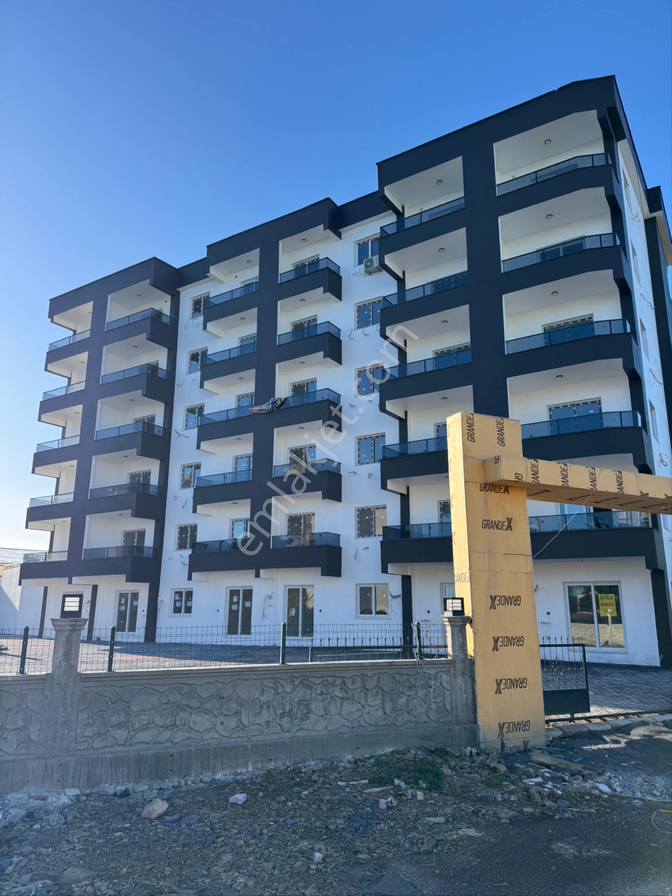 Sahibinden Satılık 2+1 / 2+1 Люкс Квартира / 2+1 Ground Floor