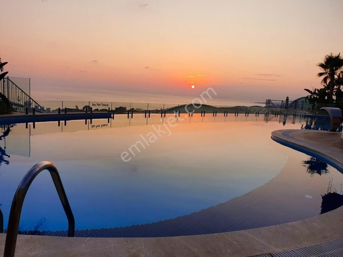 Konaklı Admıral 2+1 Eşyalı İkamete Uygun Lüks Site - Görsel 4