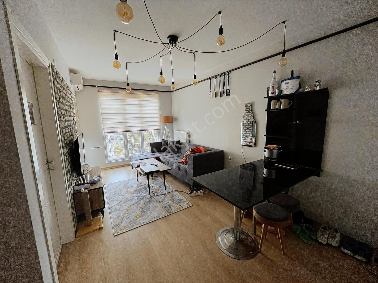 Görüklede Ayrı Mutfaklı Full Eşyalı Dubleks 2+1 Kiralık Daire