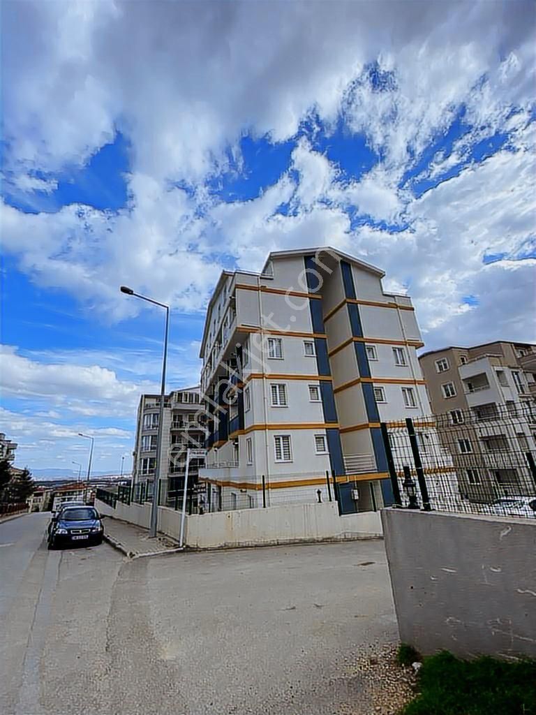 Görüklede Ayrı Mutfaklı Full Eşyalı Dubleks 2+1 Kiralık Daire - Görsel 18