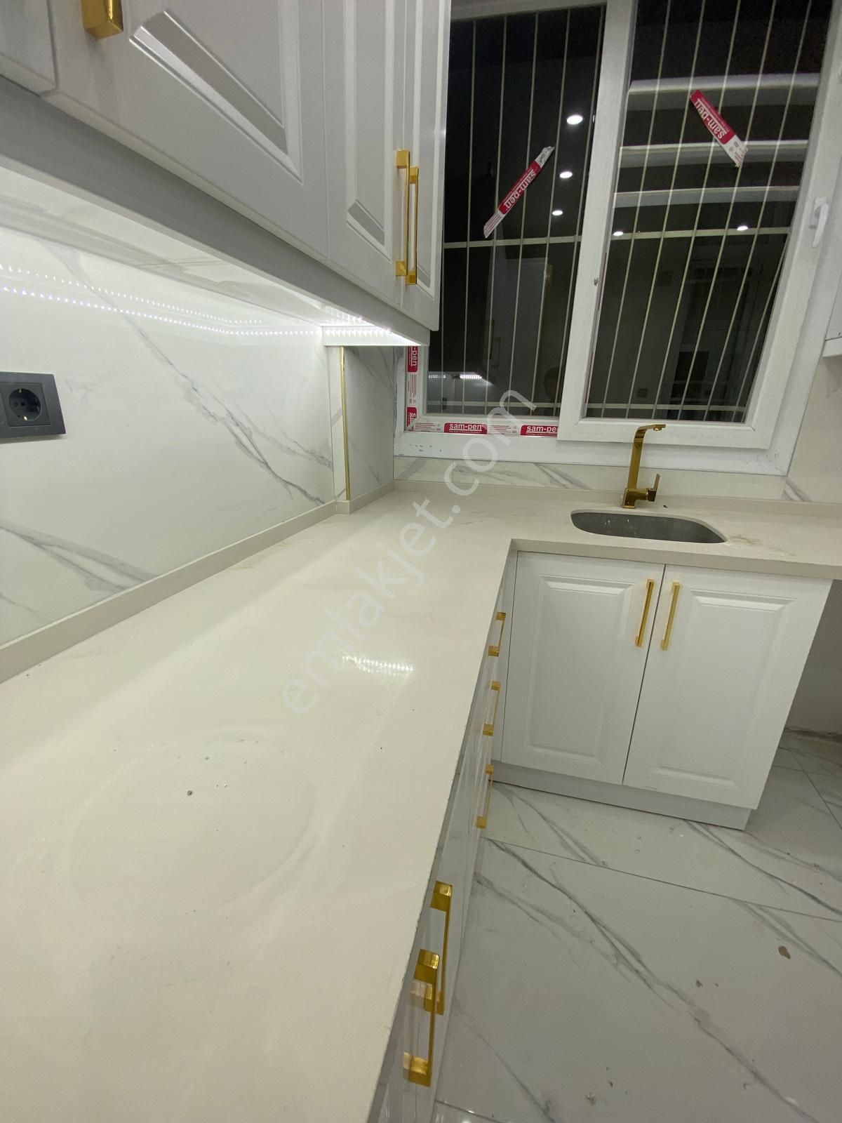 3+1 Toros 4-1katı İçi Full+full Yapılı Doğu Cephe Hasarsız Kapalı Mutfak Ankastre - Görsel 9