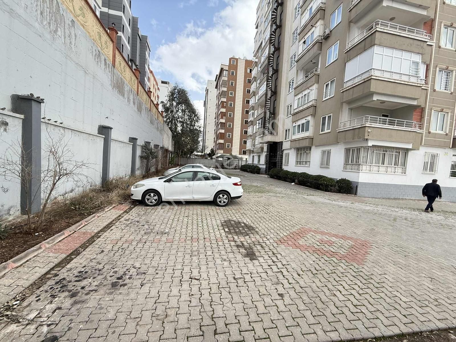 Doğukent'te Acil Satılık Arakat 3+1 - Görsel 30