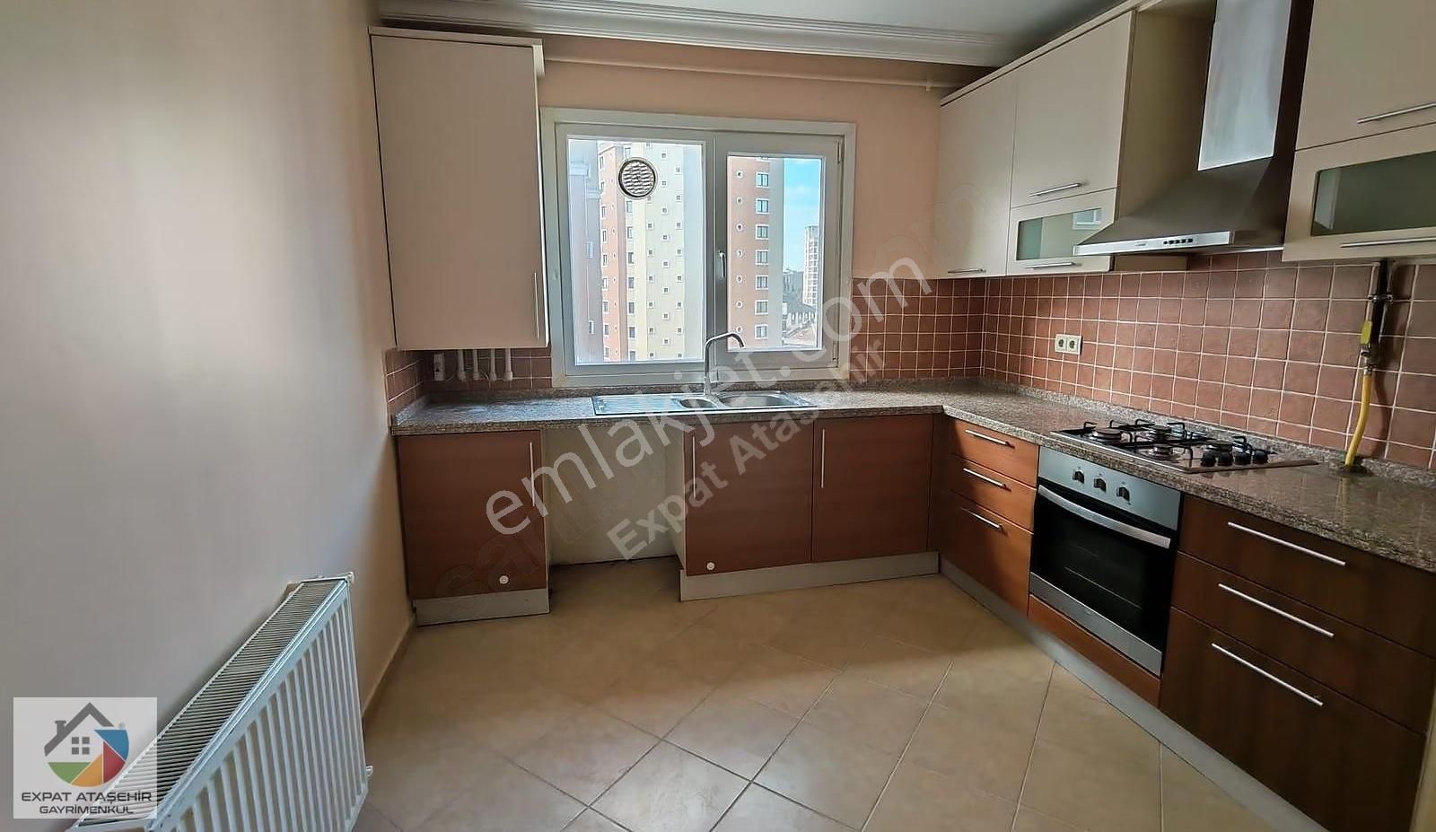 Ataşehir Let's Club Bitişiği Geniş Oturuma Hazır Boş 3+1 140m2 - Görsel 12