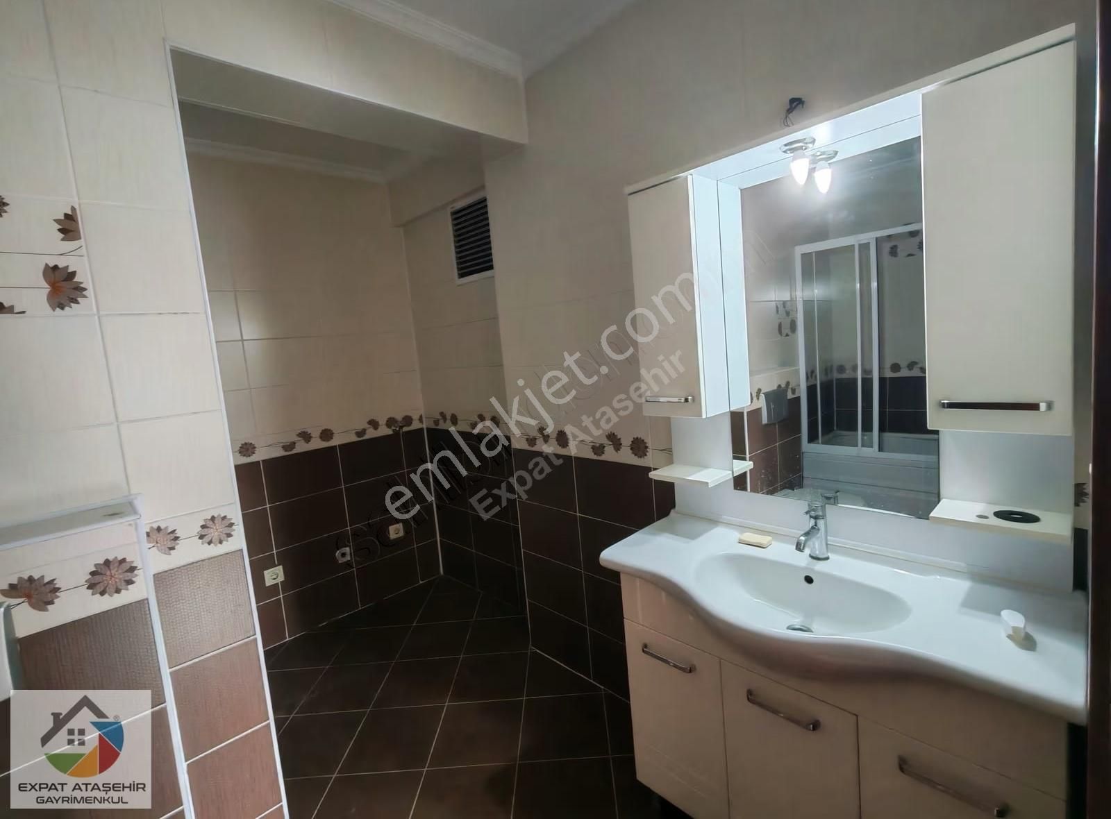 Ataşehir Let's Club Bitişiği Geniş Oturuma Hazır Boş 3+1 140m2 - Görsel 31