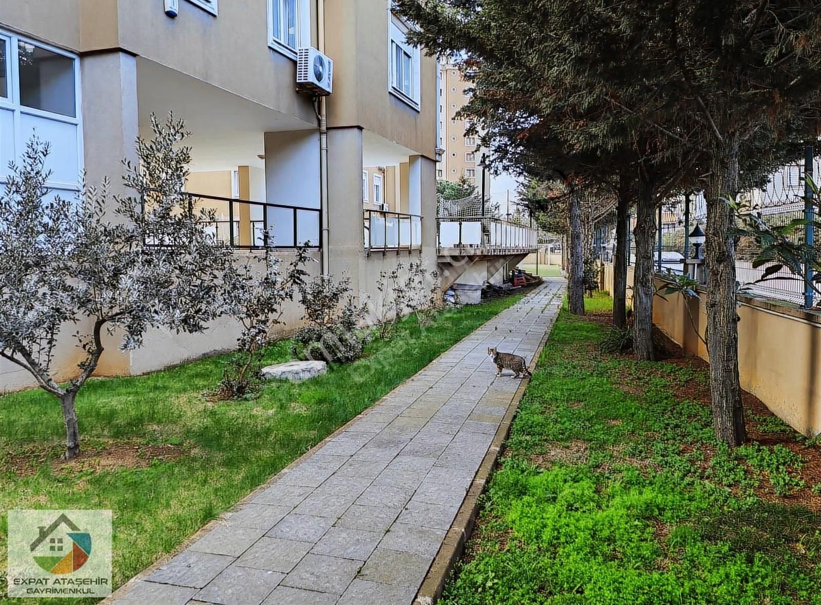 Ataşehir Let's Club Bitişiği Geniş Oturuma Hazır Boş 3+1 140m2 - Görsel 30