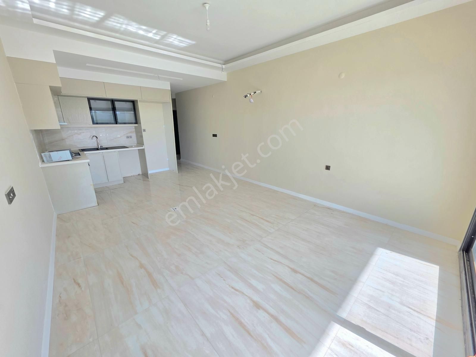 Kuşadası Kadınlar Denizinde Manzaralı 3+1 Daire - Görsel 34