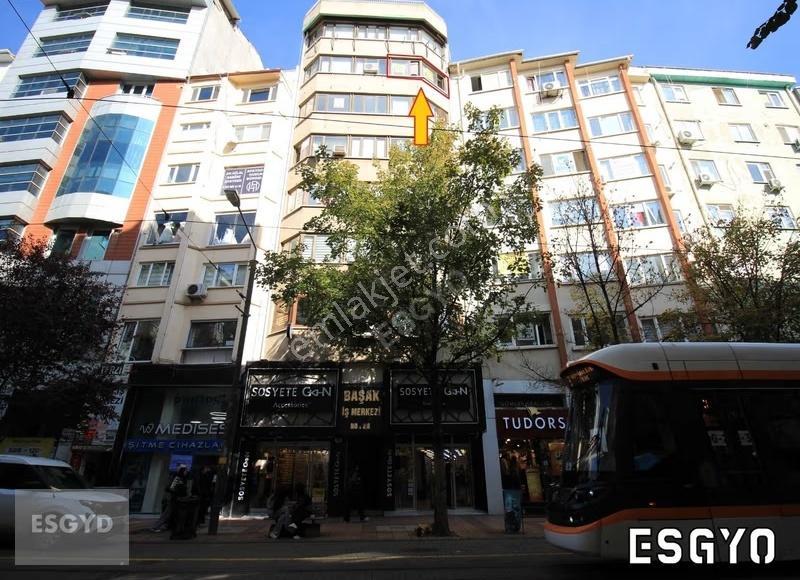 Esgyo'dan Doktorlar Cad. Üzerinde Ön Cephe Ara Kat Ofis-iş Yeri - Görsel 6