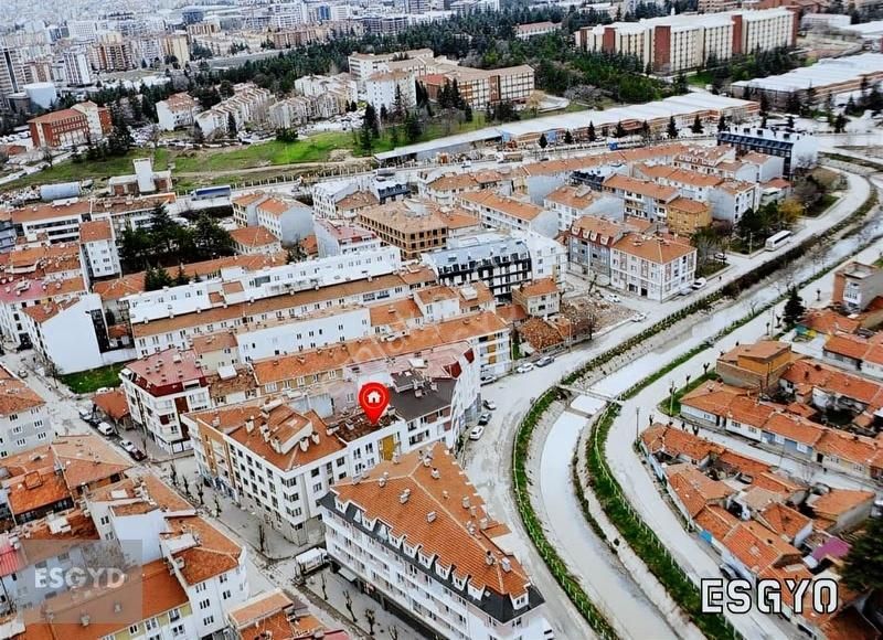 Esgyo'dan Sütlüce Mh Kısal Sk 2+0 Bakımlı Ve Eşyalı Daire - Görsel 12