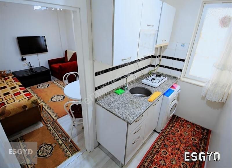 Esgyo'dan Sütlüce Mh Kısal Sk 2+0 Bakımlı Ve Eşyalı Daire