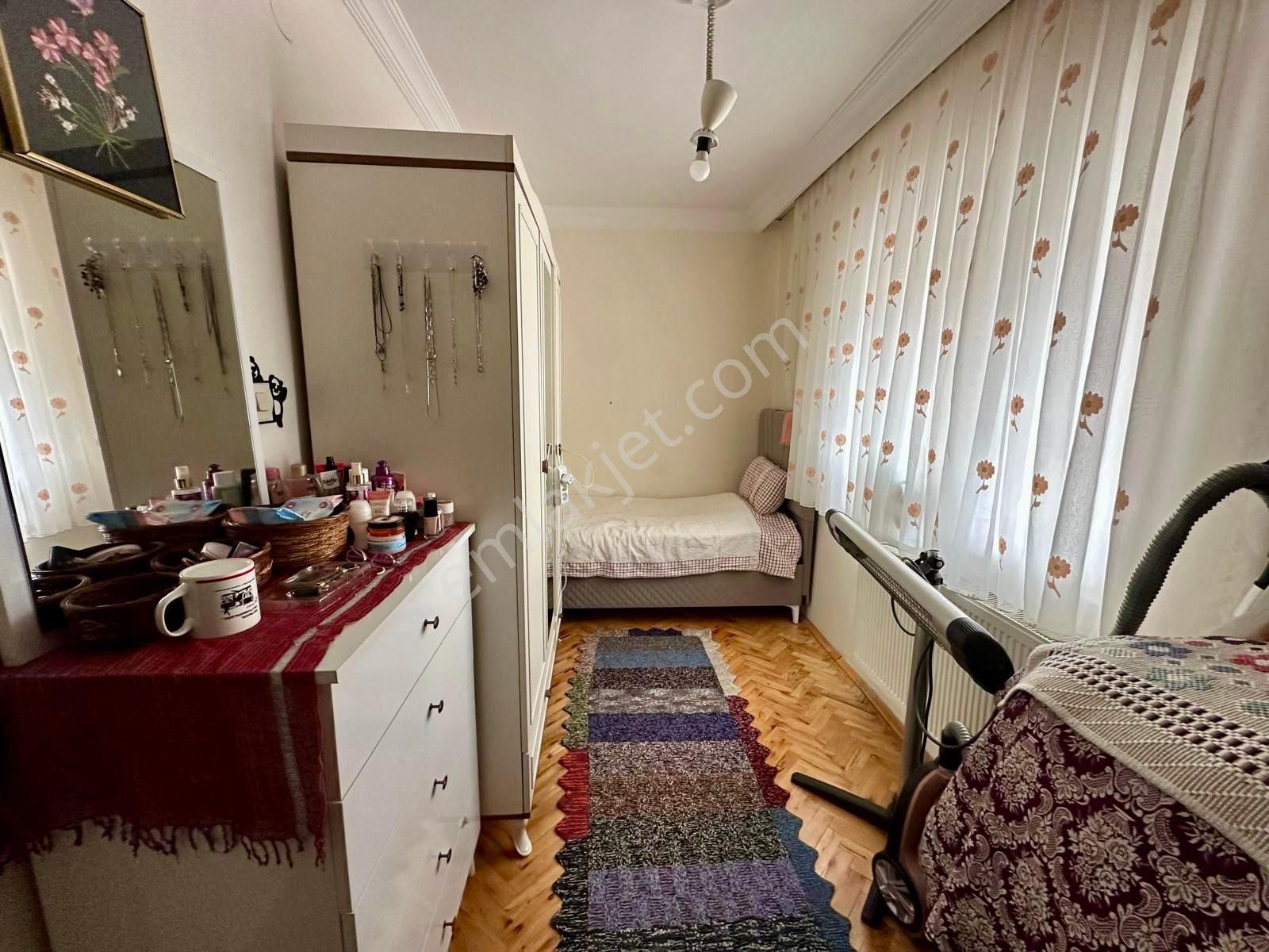 Yatırımlık Ufuktepe Mah Cadde Yakını Yüksek Giriş 3+1 - Görsel 9