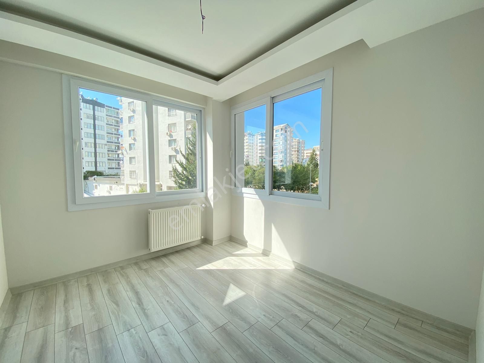 Çukurova Belediyesi Cvr 4 Yaş/3+1/ç.banyo/g.odalı/kombi/iskanlı - Görsel 24