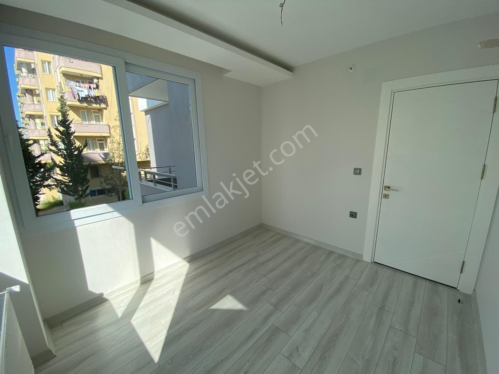 Çukurova Belediyesi Cvr 4 Yaş/3+1/ç.banyo/g.odalı/kombi/iskanlı - Görsel 7