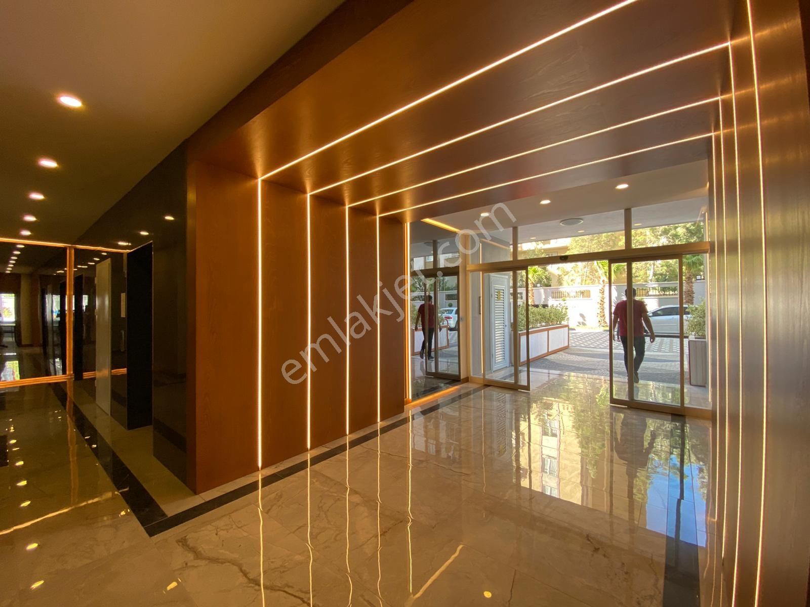 Çukurova Belediyesi Cvr 4 Yaş/3+1/ç.banyo/g.odalı/kombi/iskanlı - Görsel 32