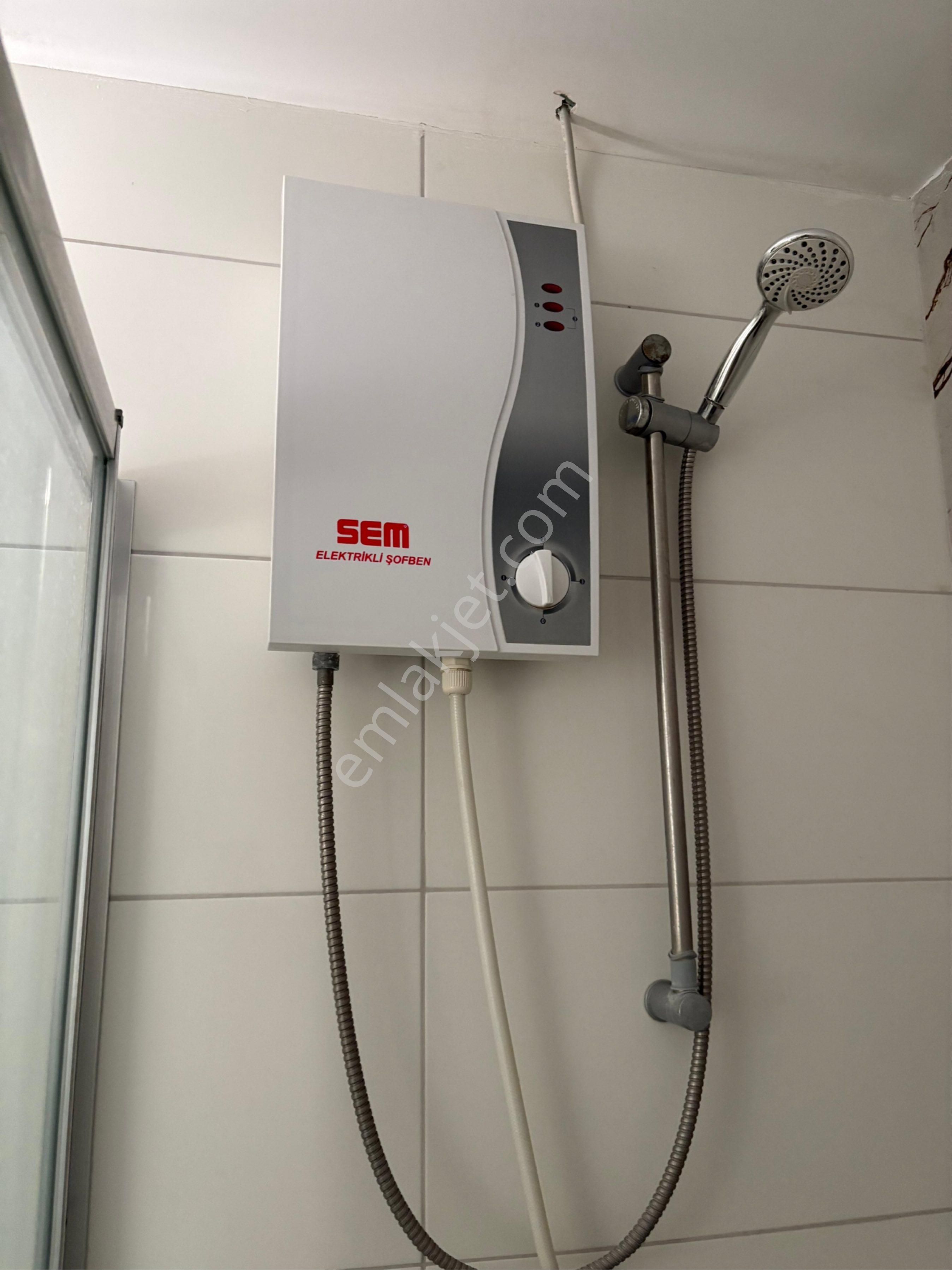 Güzelyalı Mahallesi Turgut Özal Bulvarı Yakını Full Eşyalı Lüks 1+1 Kiralık Daire