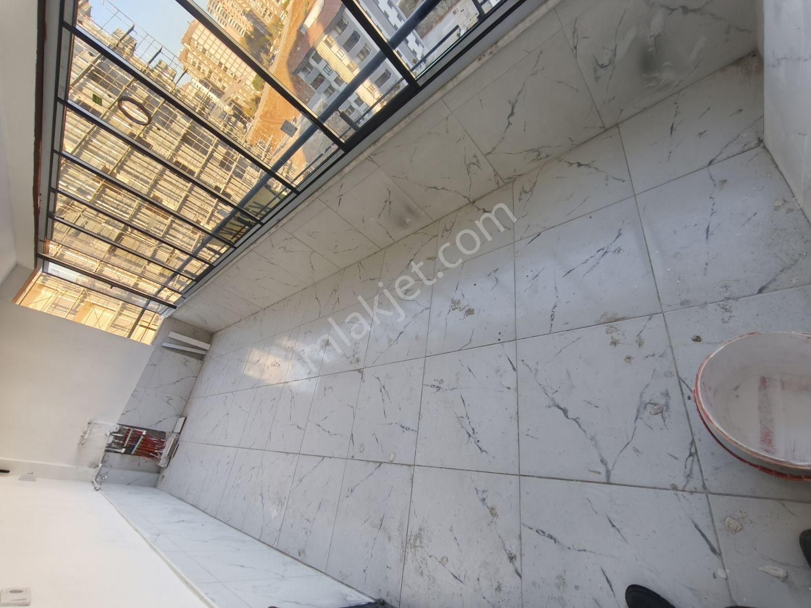 Seyran Emlak'tan Liw Hastanesi Karşısında Satlık Sıfır 2+1 Daire