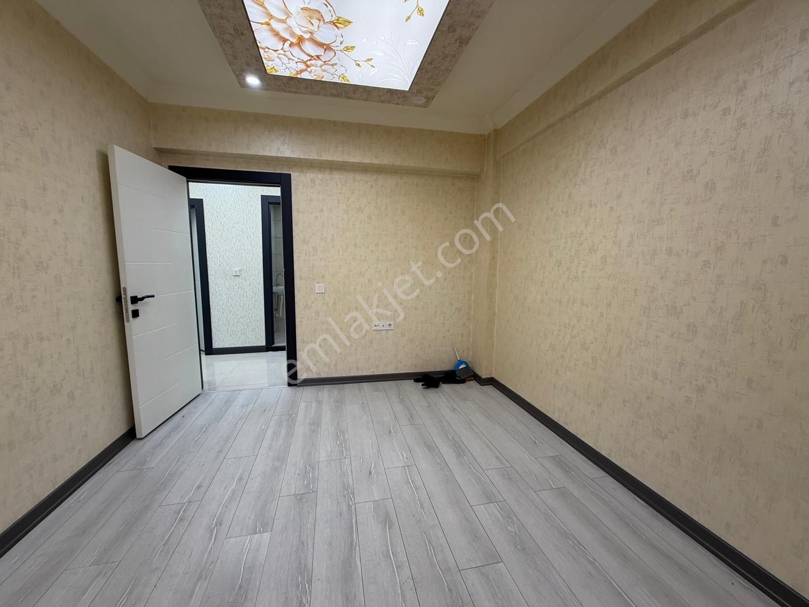 Ankara Keçiörende Ful Yapılı Kiralık Daire - Görsel 13