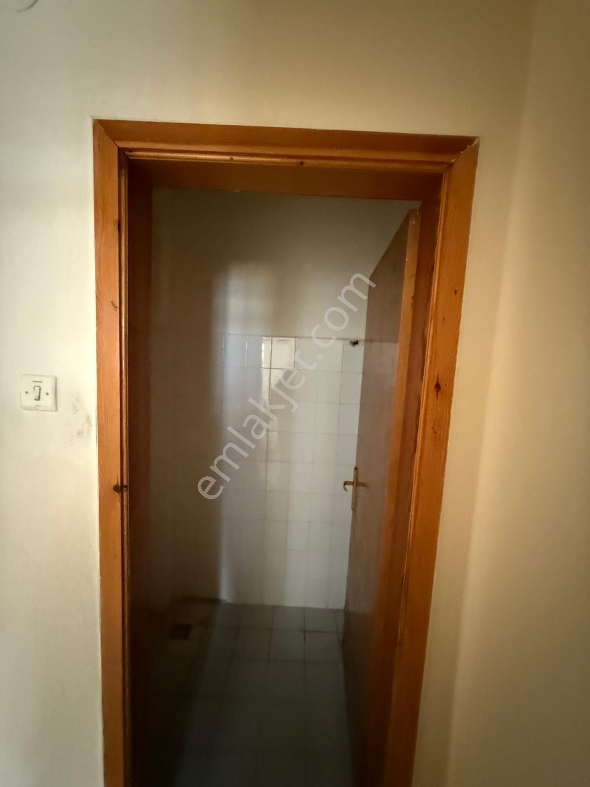 Talha Tozduman'dan Alavardı'da 80 M2 Siteiçi Çatı Katı 1+1 - Görsel 19