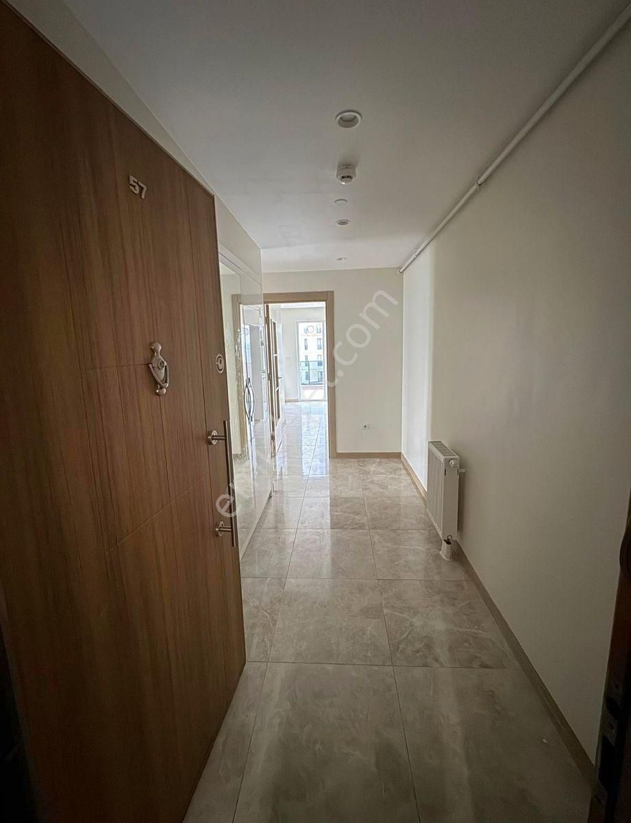 Ömür İstanbul'da Satılık Teraslı 144m2 2+1 Lüks Daire - Görsel 7