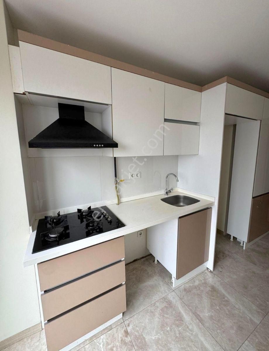 Ömür İstanbul'da Satılık Teraslı 144m2 2+1 Lüks Daire - Görsel 8