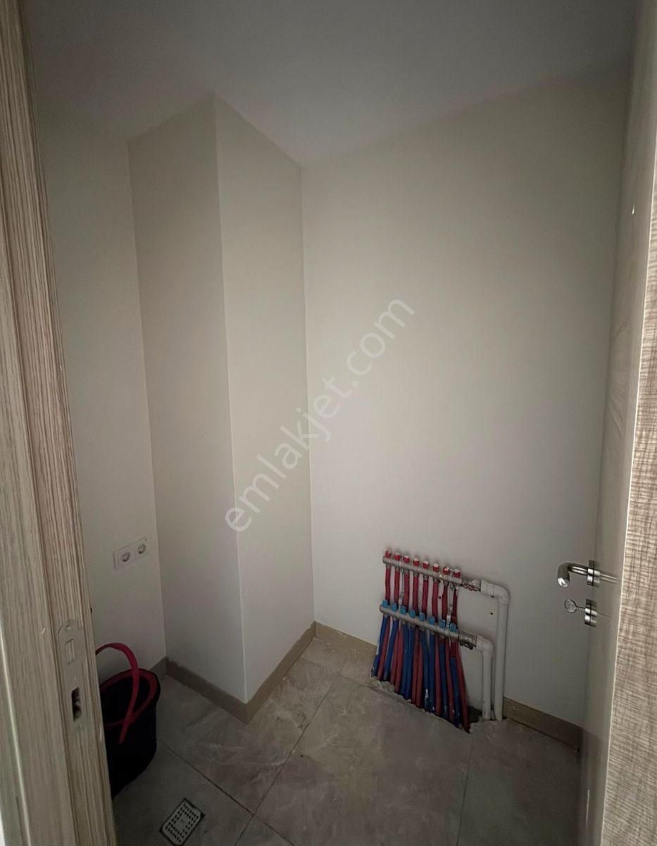 Ömür İstanbul'da Satılık Teraslı 144m2 2+1 Lüks Daire - Görsel 10