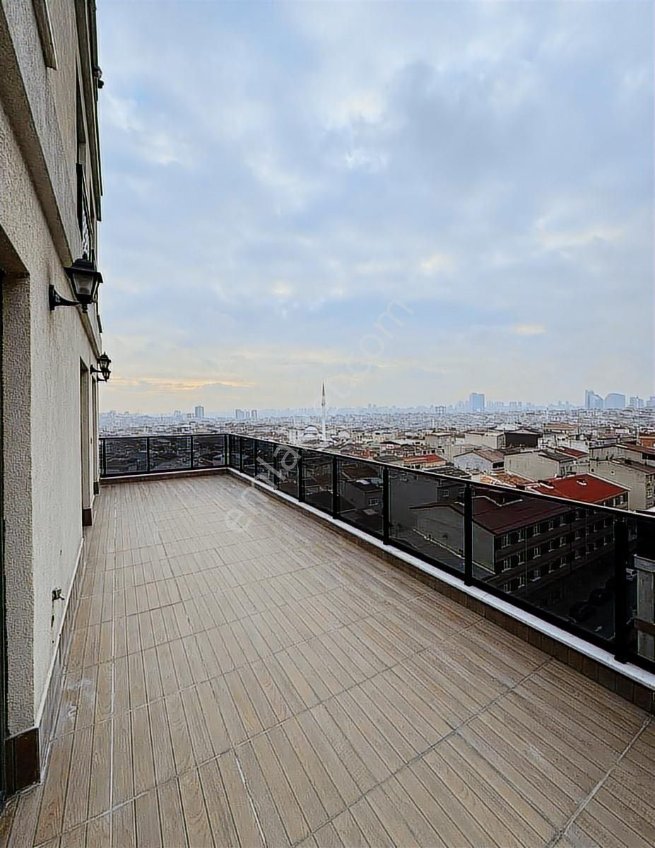 Ömür İstanbul'da Satılık Teraslı 144m2 2+1 Lüks Daire - Görsel 35