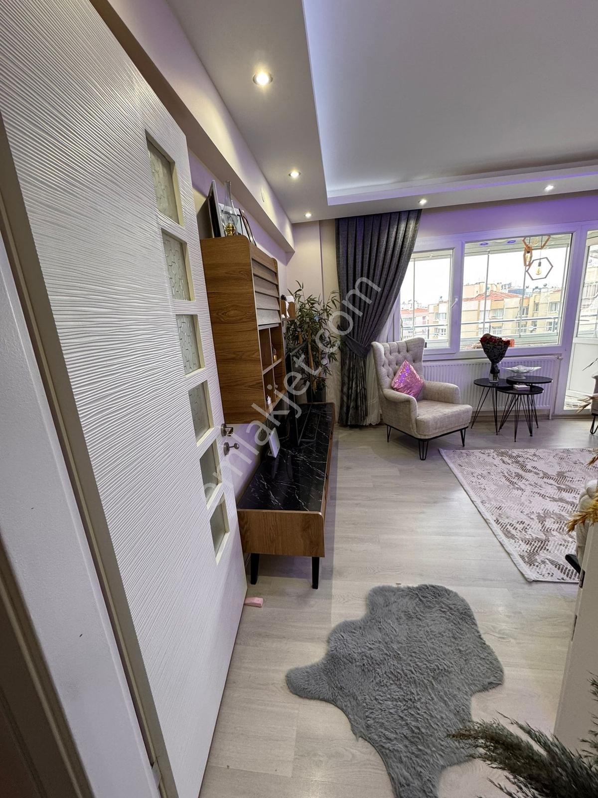 Bucakoop Mahallesinde.site İçinde Satılık 115m2 2+1 Köşe Daire - Görsel 13