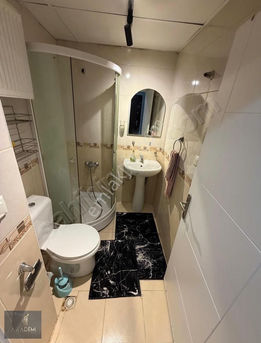 Bahçelievler'de Eşyalı, Asansörlü 1+0 Daire - Üniversite Yakını - Görsel 2