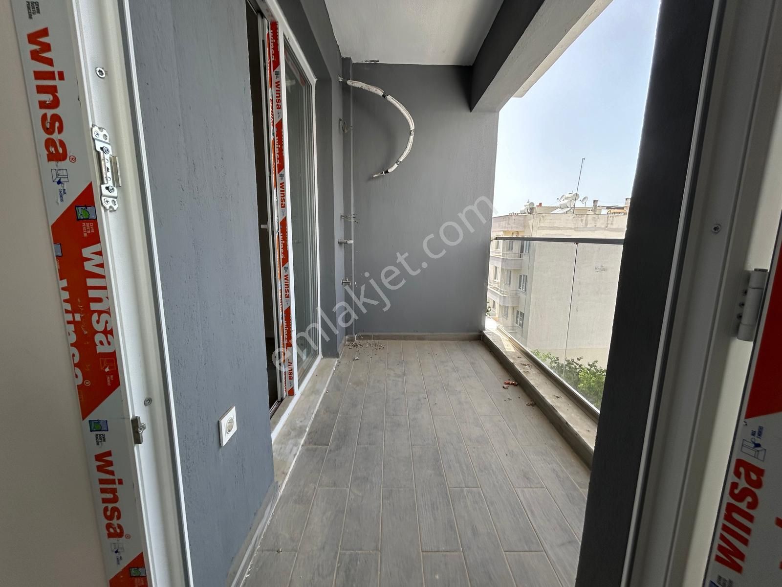 Davutlar Merkezde Havuzlu, Denize Yakın 1+1 Satılık Daire - Görsel 21