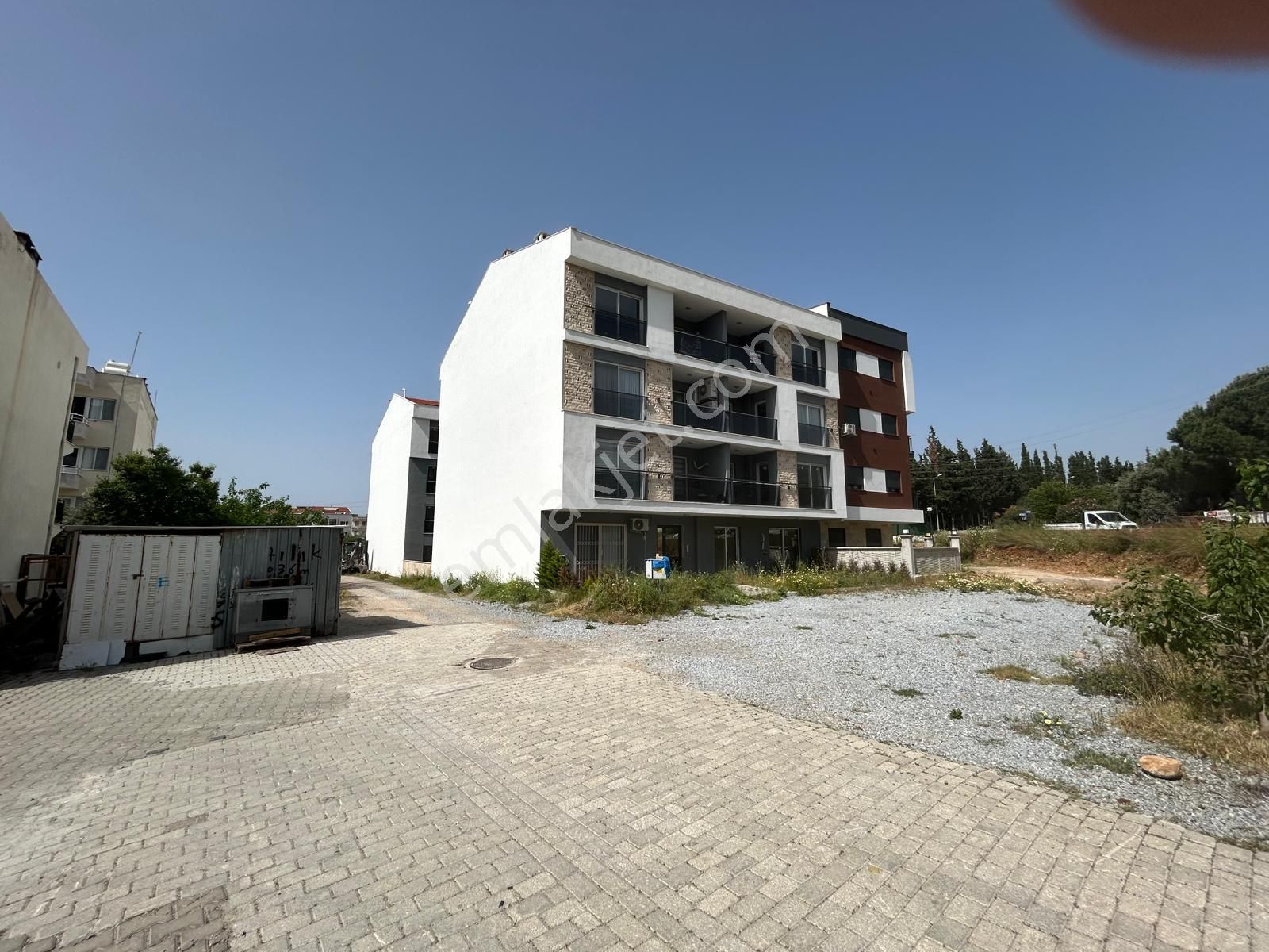 Davutlar Merkezde Havuzlu, Denize Yakın 1+1 Satılık Daire - Görsel 33