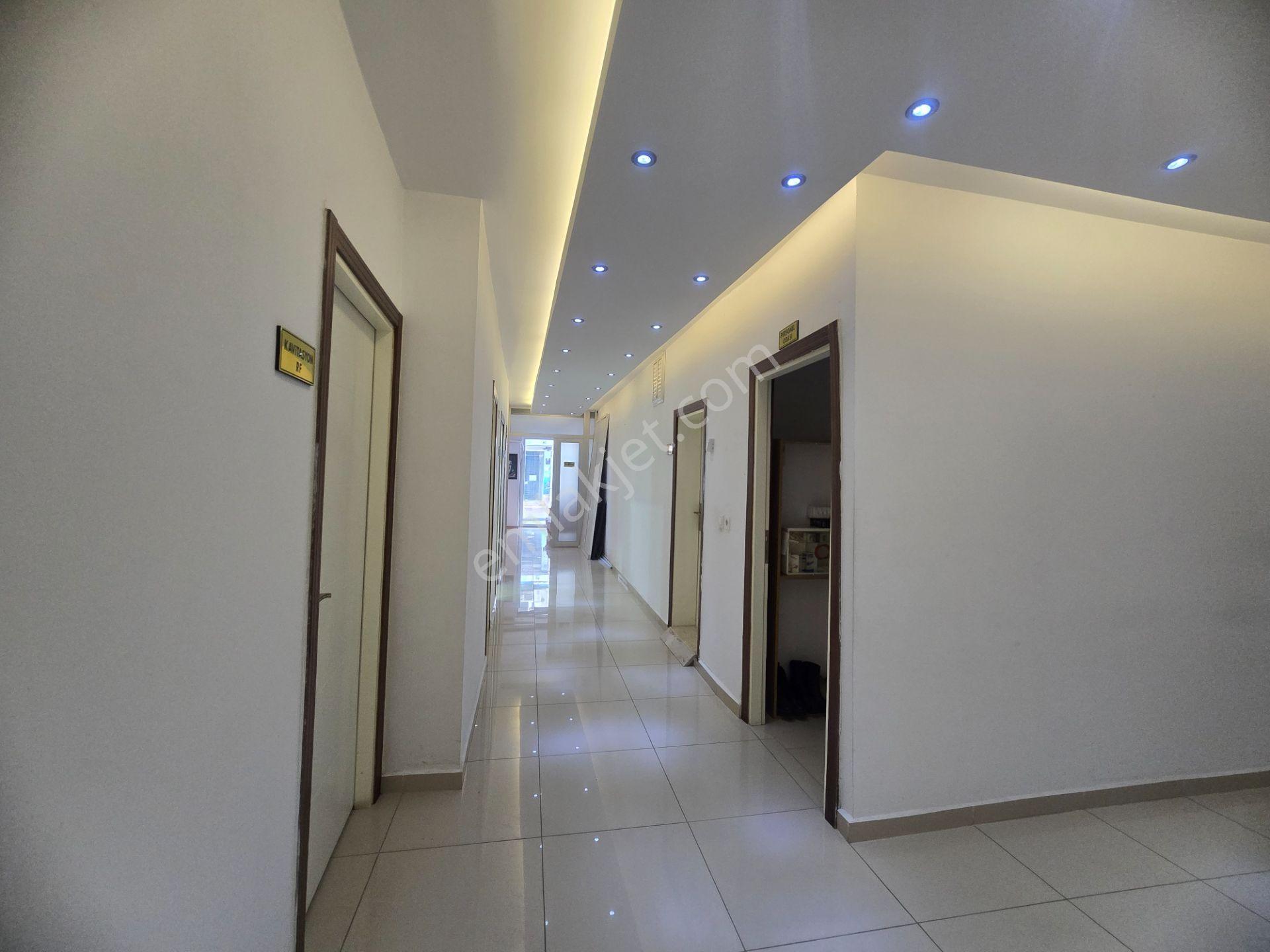Biga Çarşı Merkezde Satılık 226 M² İş Yerı | Geniş Cepheli - Görsel 9