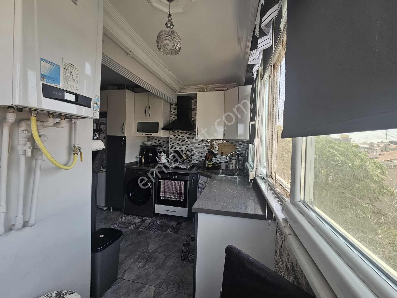 Fatih Akşemsettin Mahallesinde Full Tadilatlı 3+1satılık Daire - Görsel 16