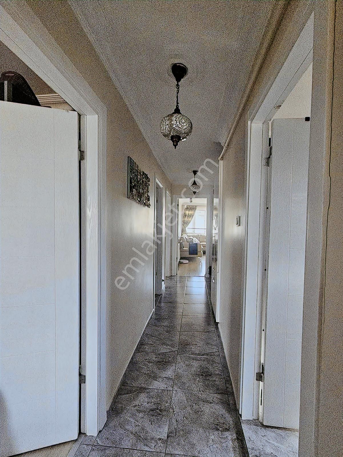 Fatih Akşemsettin Mahallesinde Full Tadilatlı 3+1satılık Daire - Görsel 19