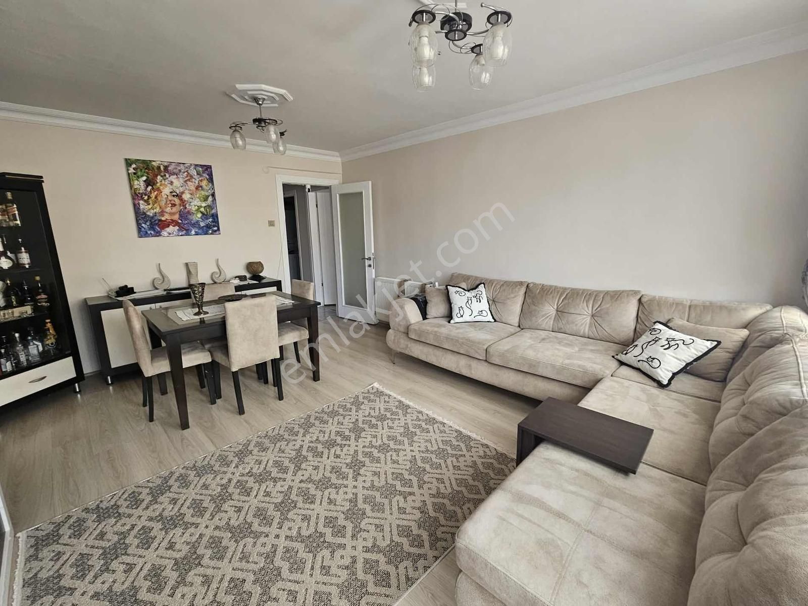 Fatih Akşemsettin Mahallesinde Full Tadilatlı 3+1satılık Daire - Görsel 9