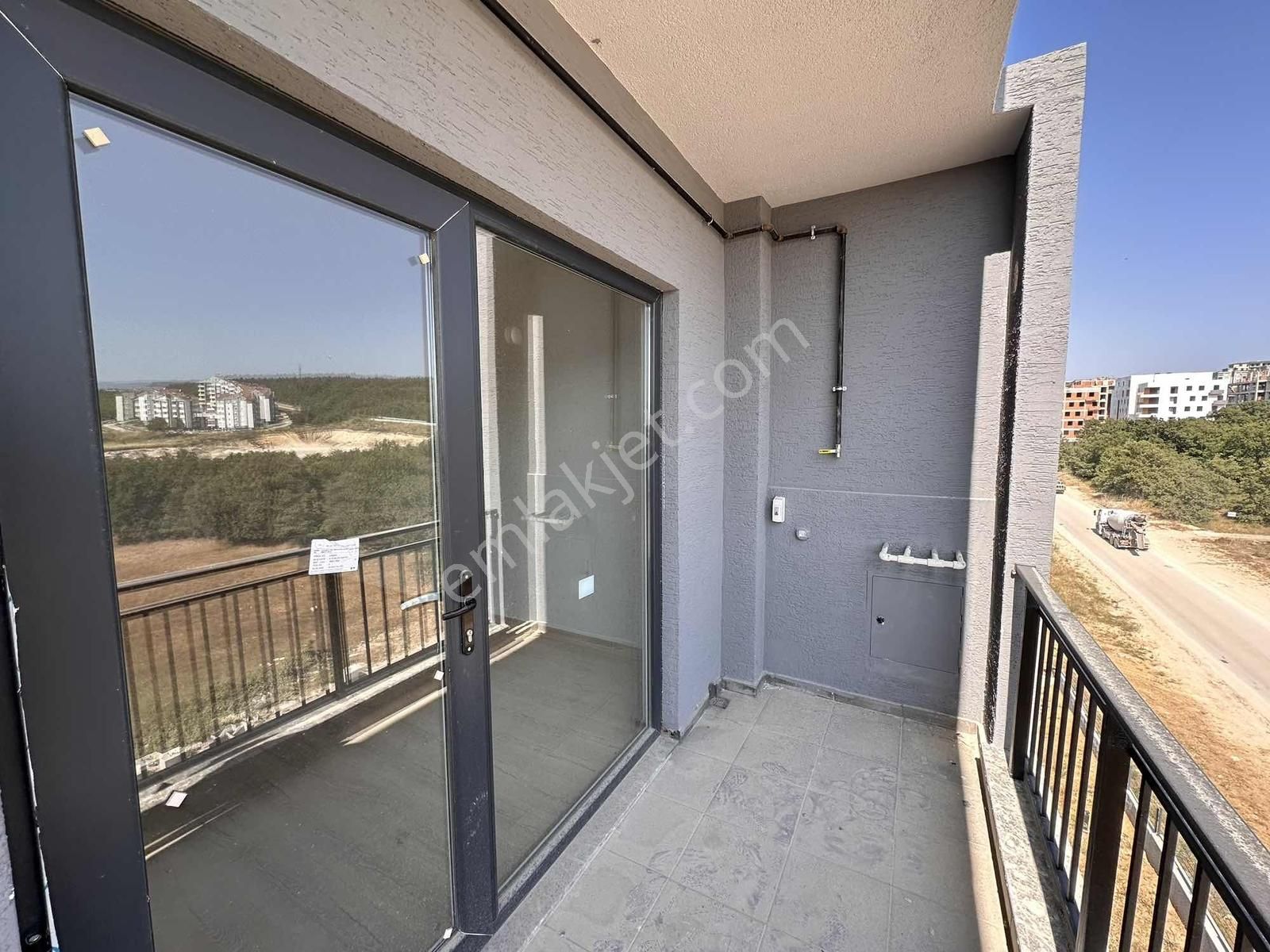 Nilüfer Kayapa Relife Sit. 2+1 Önü Açık Kiralık Sıfır Daire - Görsel 12