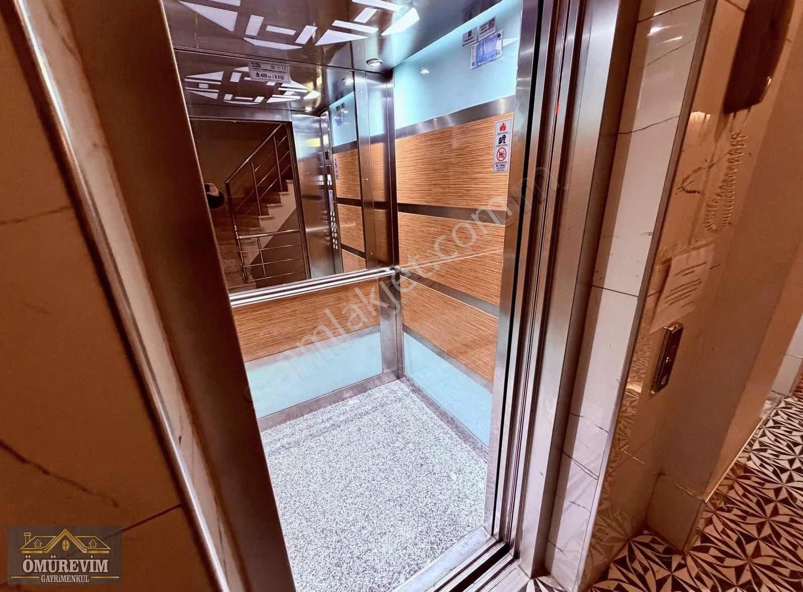 Ömürevimden Atatürk Cd.üzeri Plazda Ayrı Mut 1+1 Ful Eşylı Daire - Görsel 3