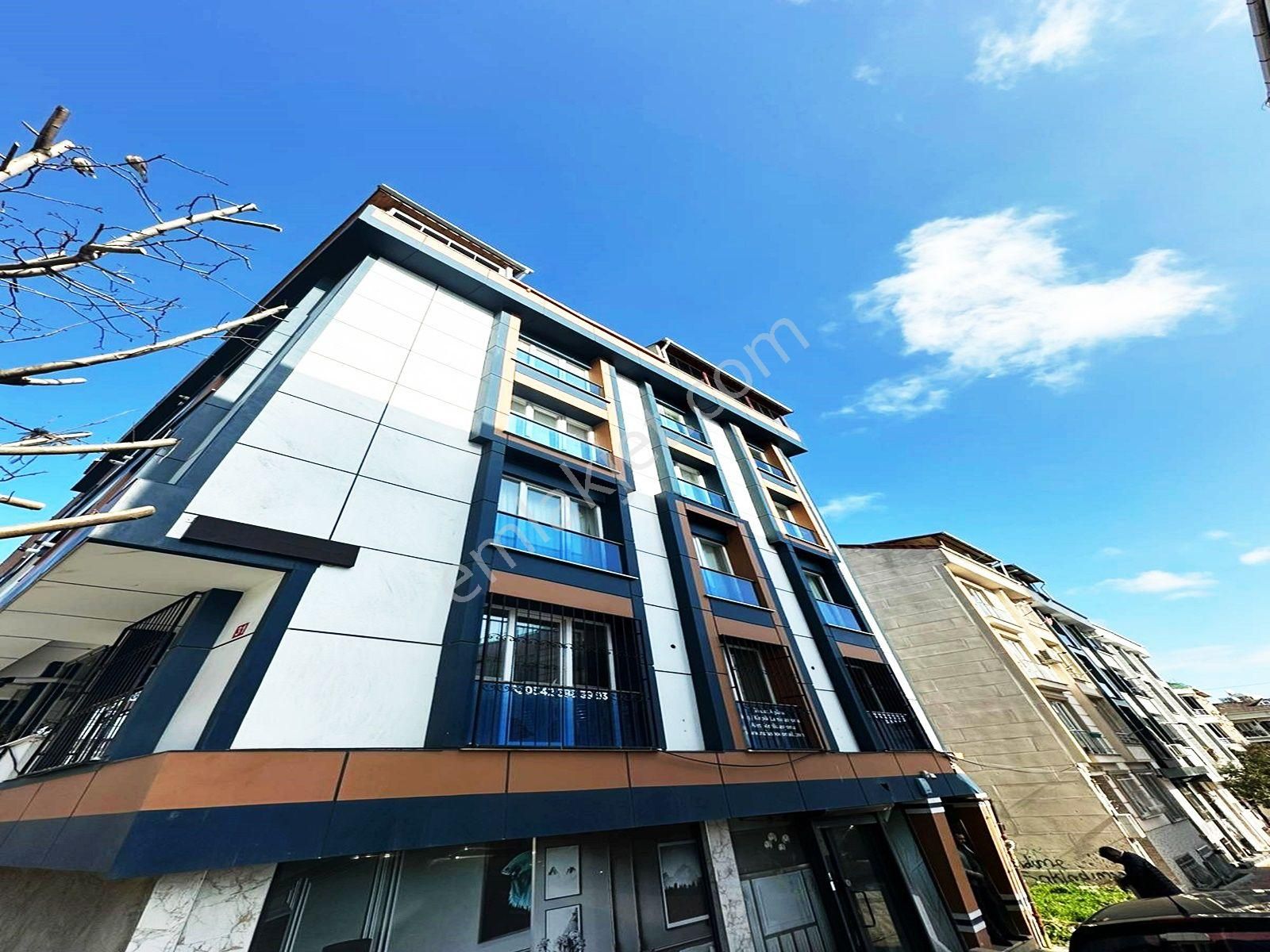 Nes Yapı"dan Metrobüse 2dk Mesafede Kompozit Cephe Balkonlu Arakat Daire - Görsel 2