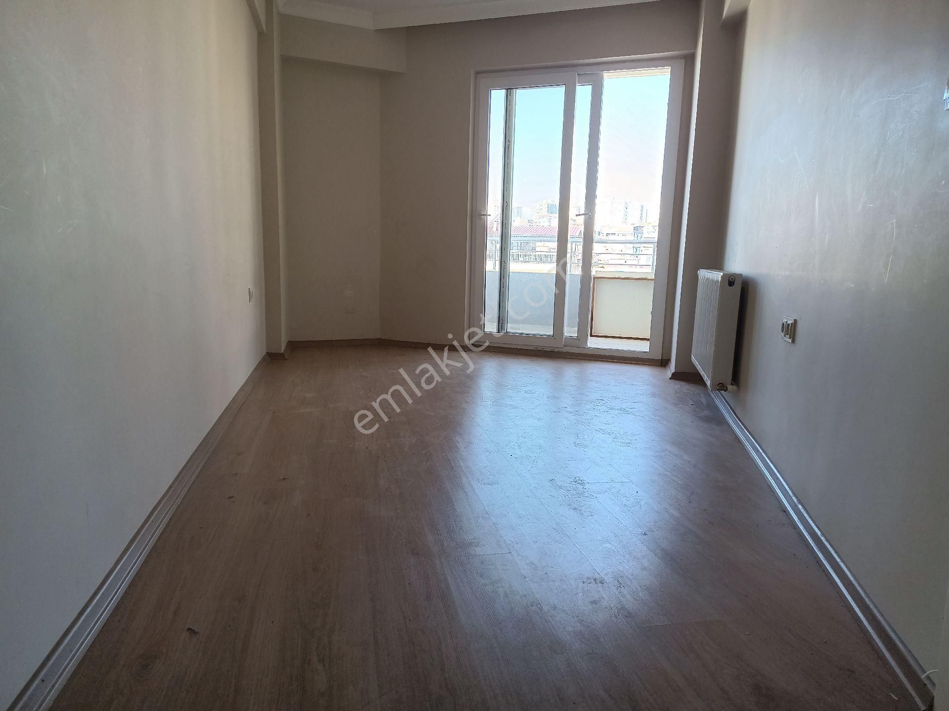 Buket Emlaktan Kiralık 2+1 Daire Ara Kat Doğalgazlı Asansörlü Ebeveyn Banyolu Kilerli - Görsel 27