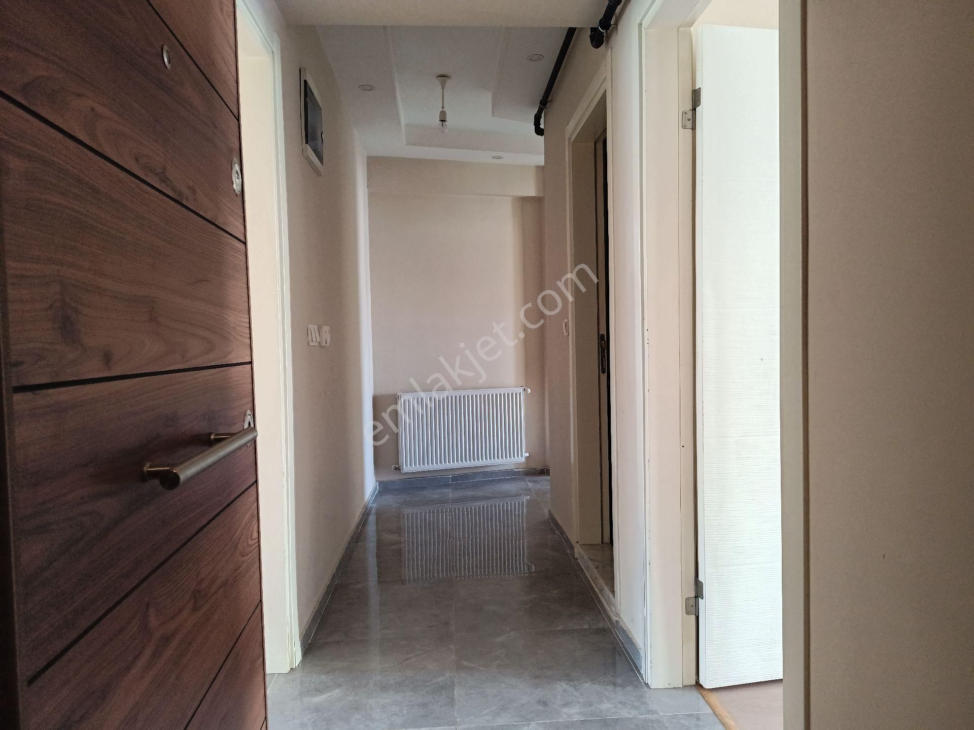 Buket Emlaktan Kiralık 2+1 Daire Ara Kat Doğalgazlı Asansörlü Ebeveyn Banyolu Kilerli - Görsel 5