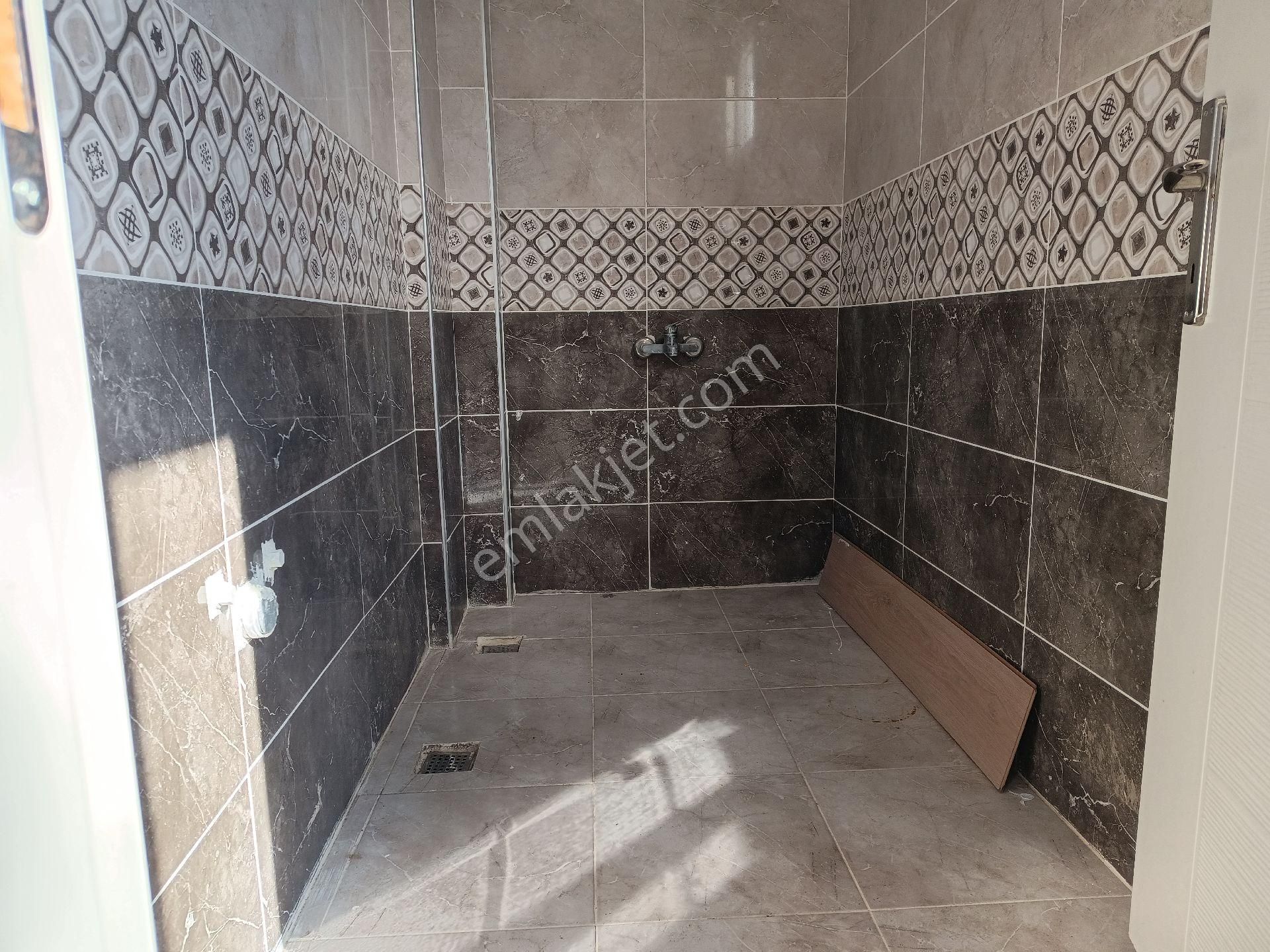 Buket Emlaktan Kiralık 2+1 Daire Ara Kat Doğalgazlı Asansörlü Ebeveyn Banyolu Kilerli - Görsel 10