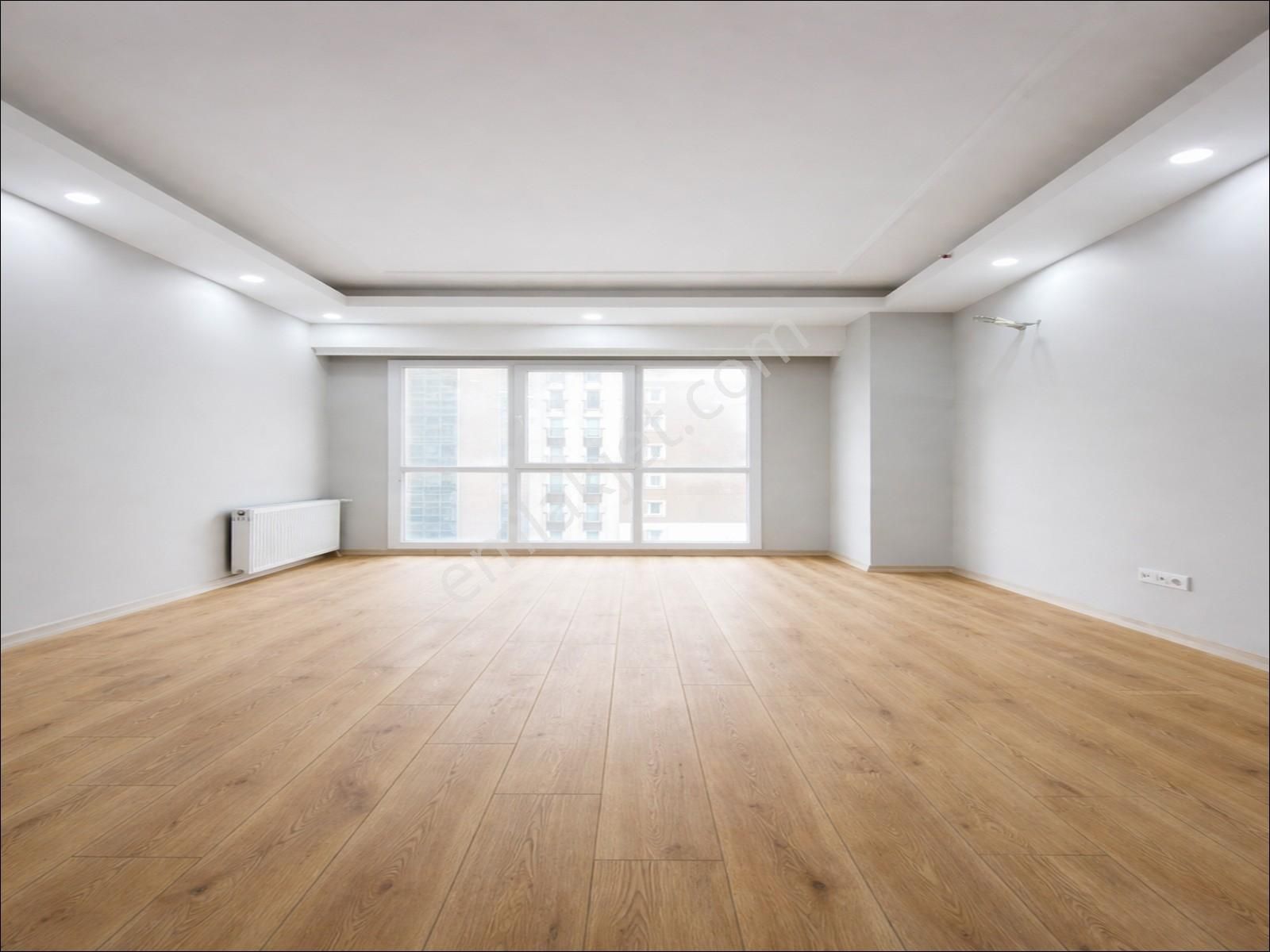 Siteler Bölgesinde N.hikmet Bul 4 Yıllık Site İçi Balkonlu Daire - Görsel 2