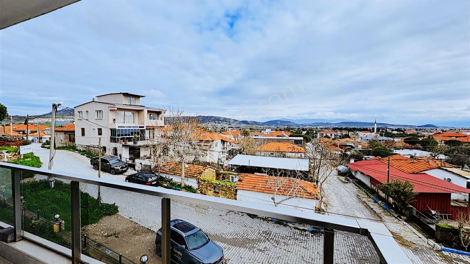 Foça Yenibağarası Mah. Kiralık Kapalı Mutfaklı 2+1 Daire - Görsel 15