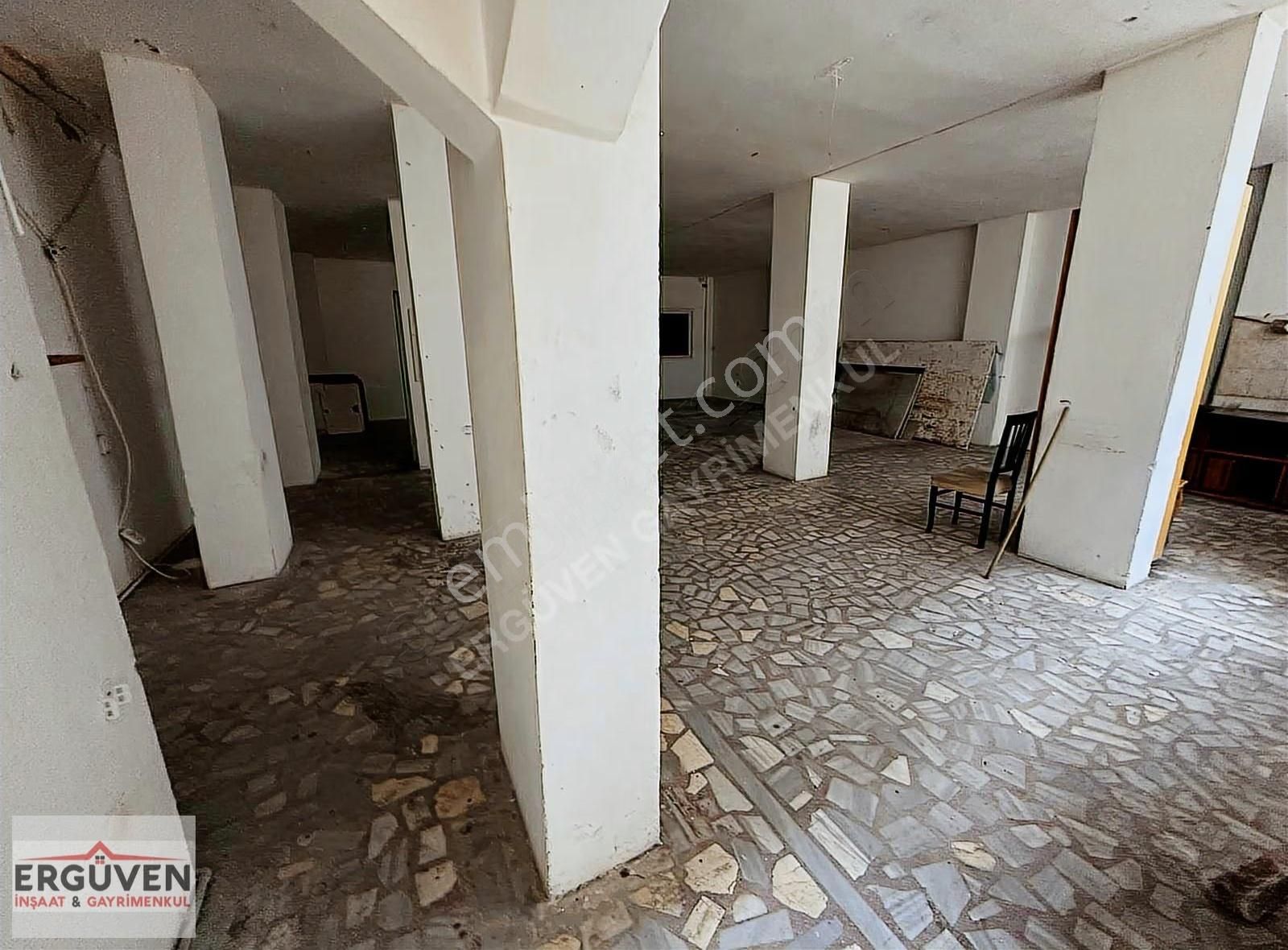 Kiralık 200m² Yüksek Girişli Dükkan - Her İşe Uygun - Görsel 14