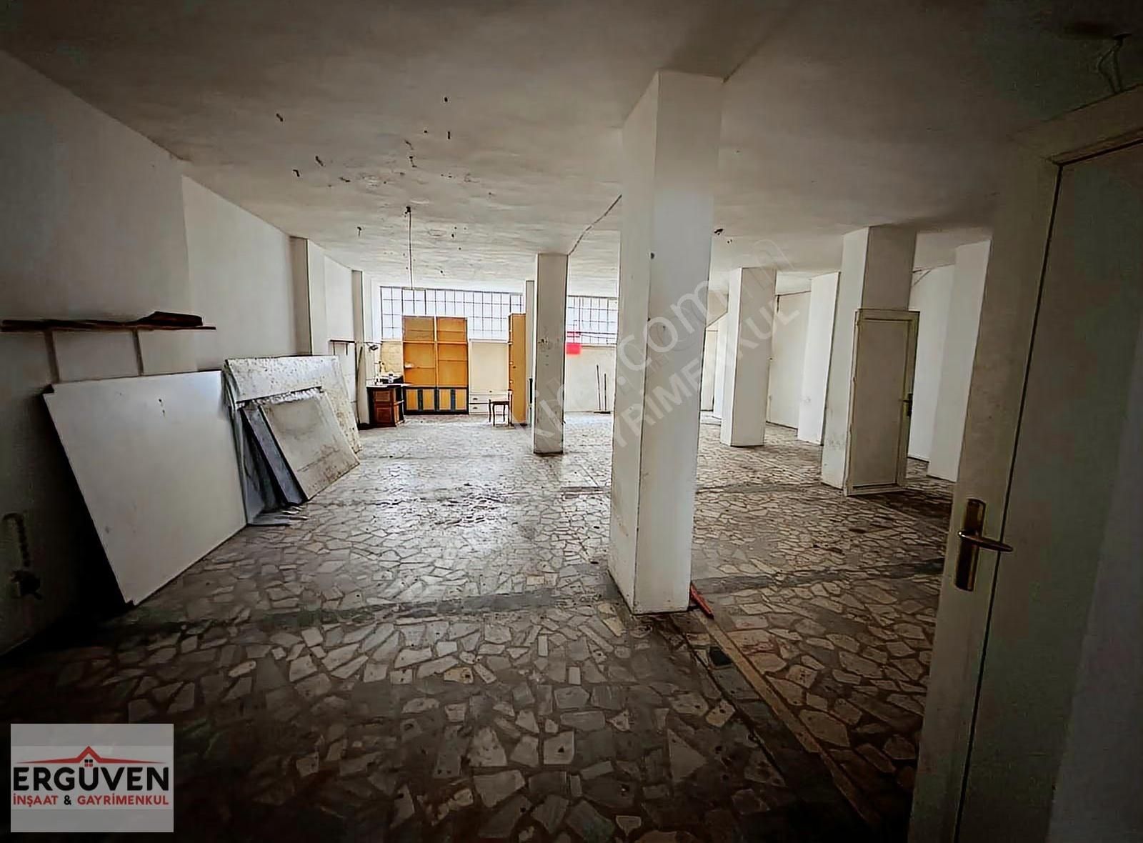 Kiralık 200m² Yüksek Girişli Dükkan - Her İşe Uygun - Görsel 5