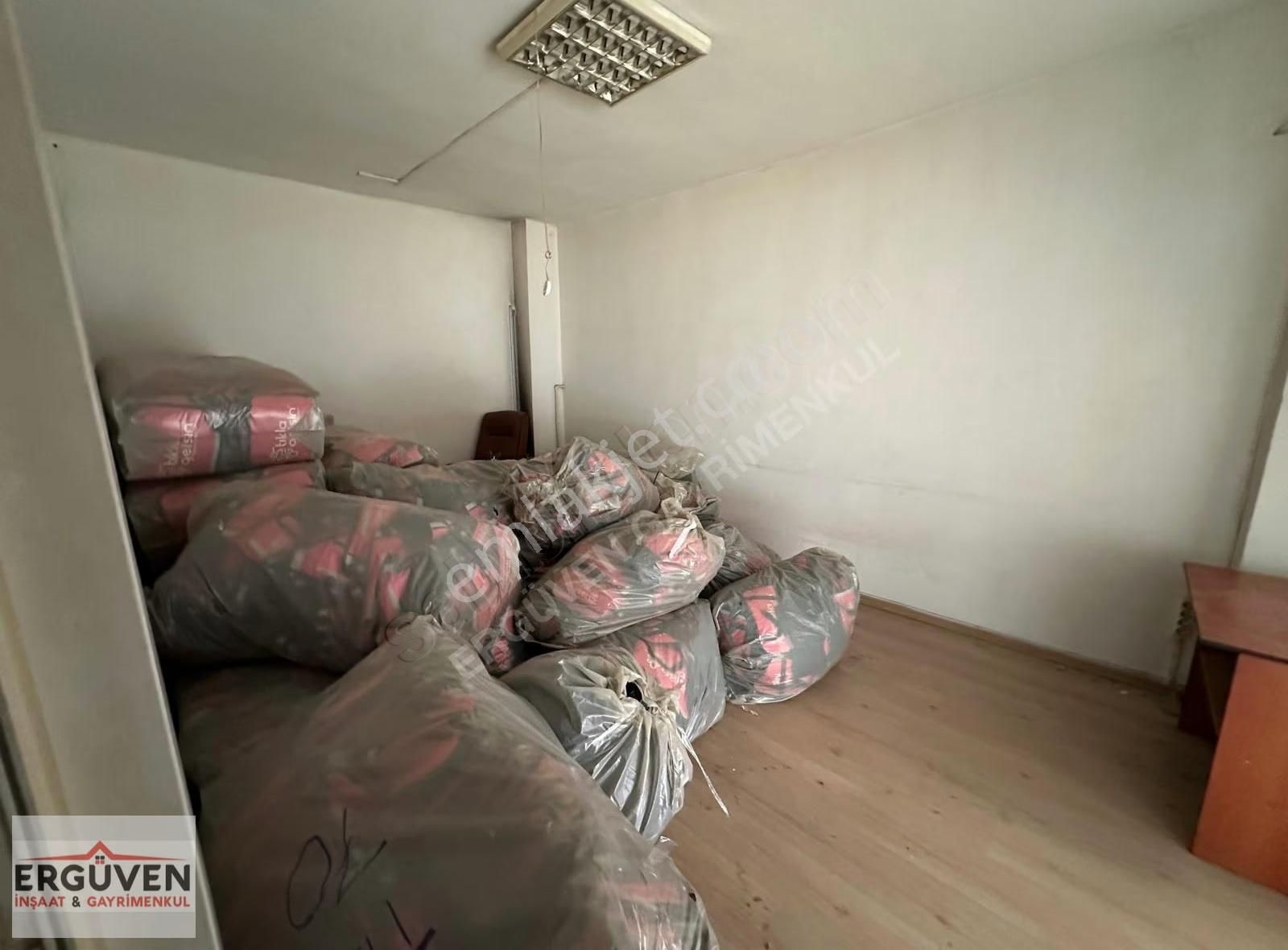 Kiralık 200m² Yüksek Girişli Dükkan - Her İşe Uygun - Görsel 23